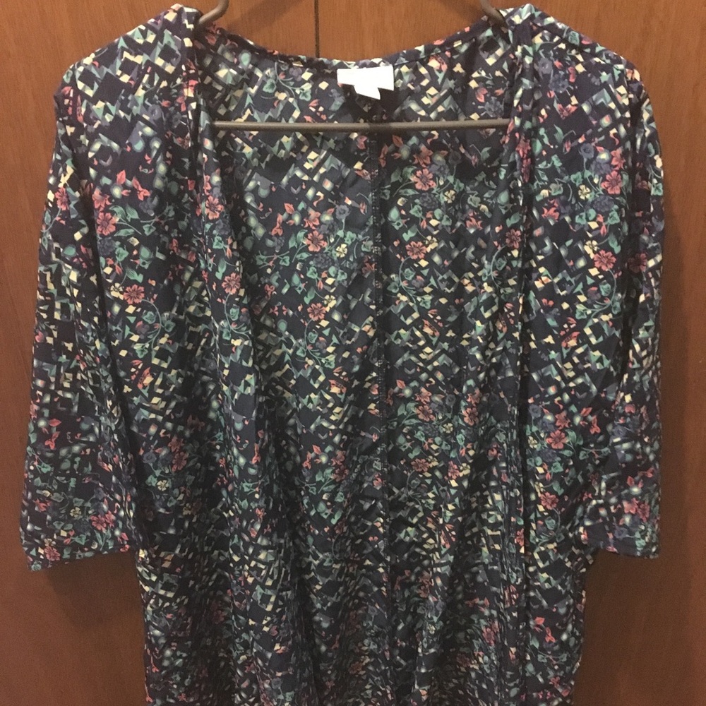 LuLaRoe Lindsay